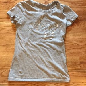 Gray Aeropostale t-shirt